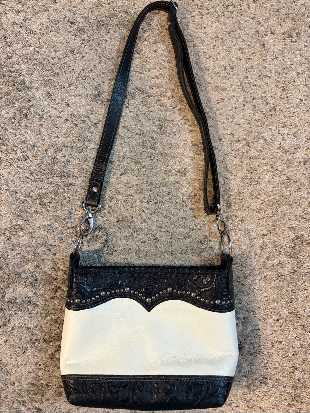 DCL Designer Custom Leather Black and Cream Women's Shoulder Bag
